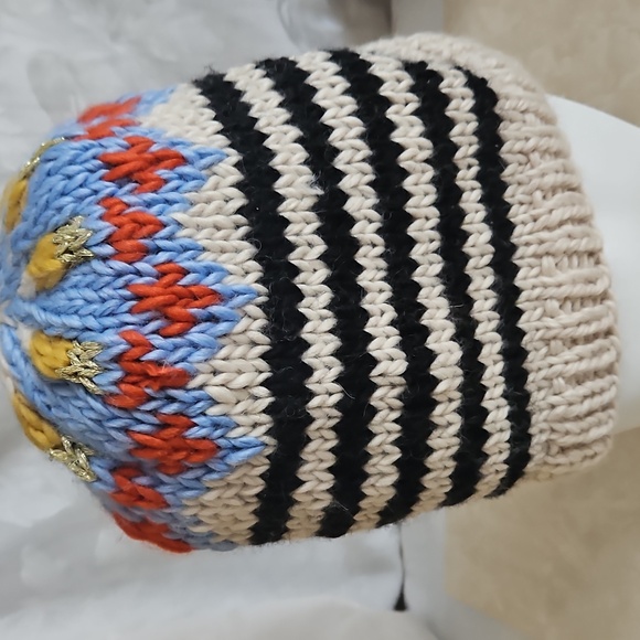 Free People Beanie Hat. - Picture 4 of 7